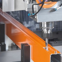 Products for machining aluminium SBZ 140 SBZ 140 Profile machining centre Elumatec